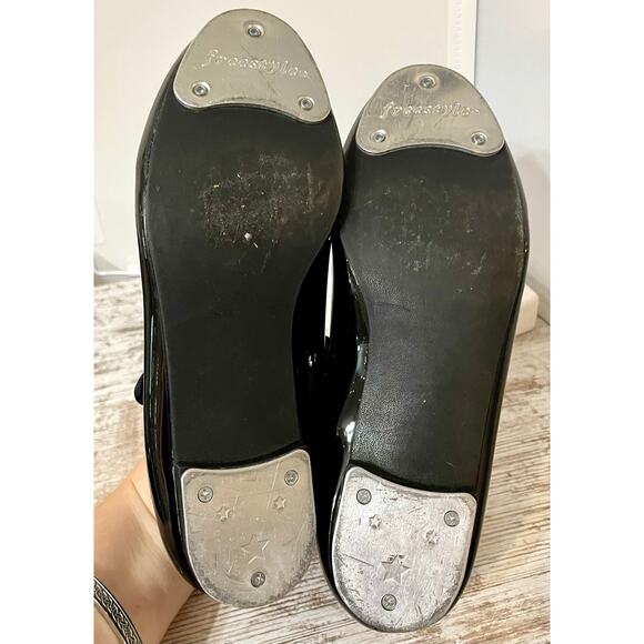 Freestyle Danskin Girls’ Tap Shoes Size 1 - Picture 3 of 4
